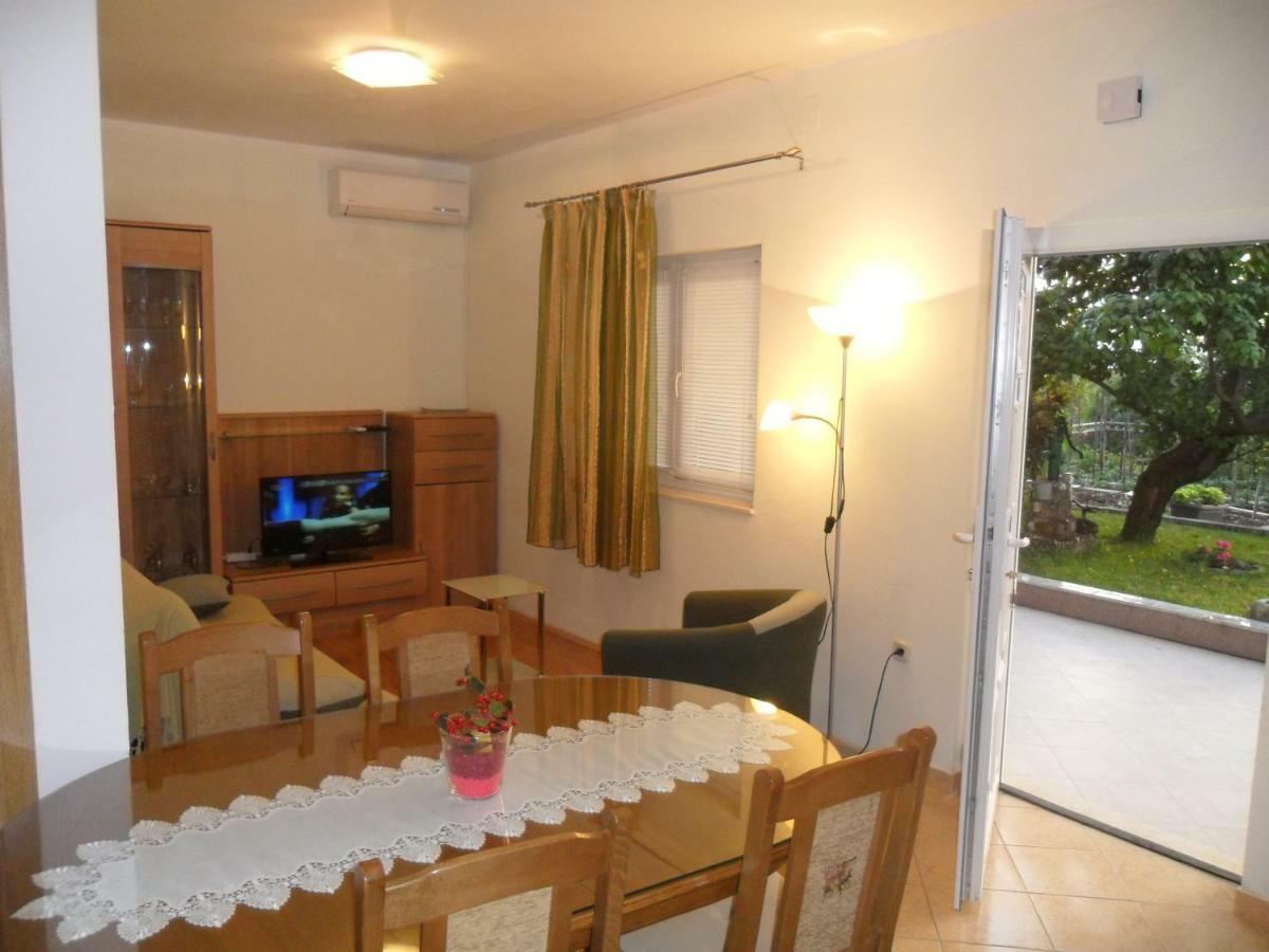 Apartamento Apartman Soda Trogir Exterior foto